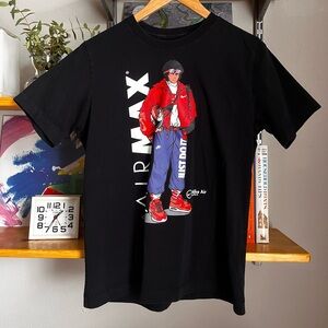 Nike Air Max Anime Graphic Tee | Hypebeast Streetwear Shirt Black Small